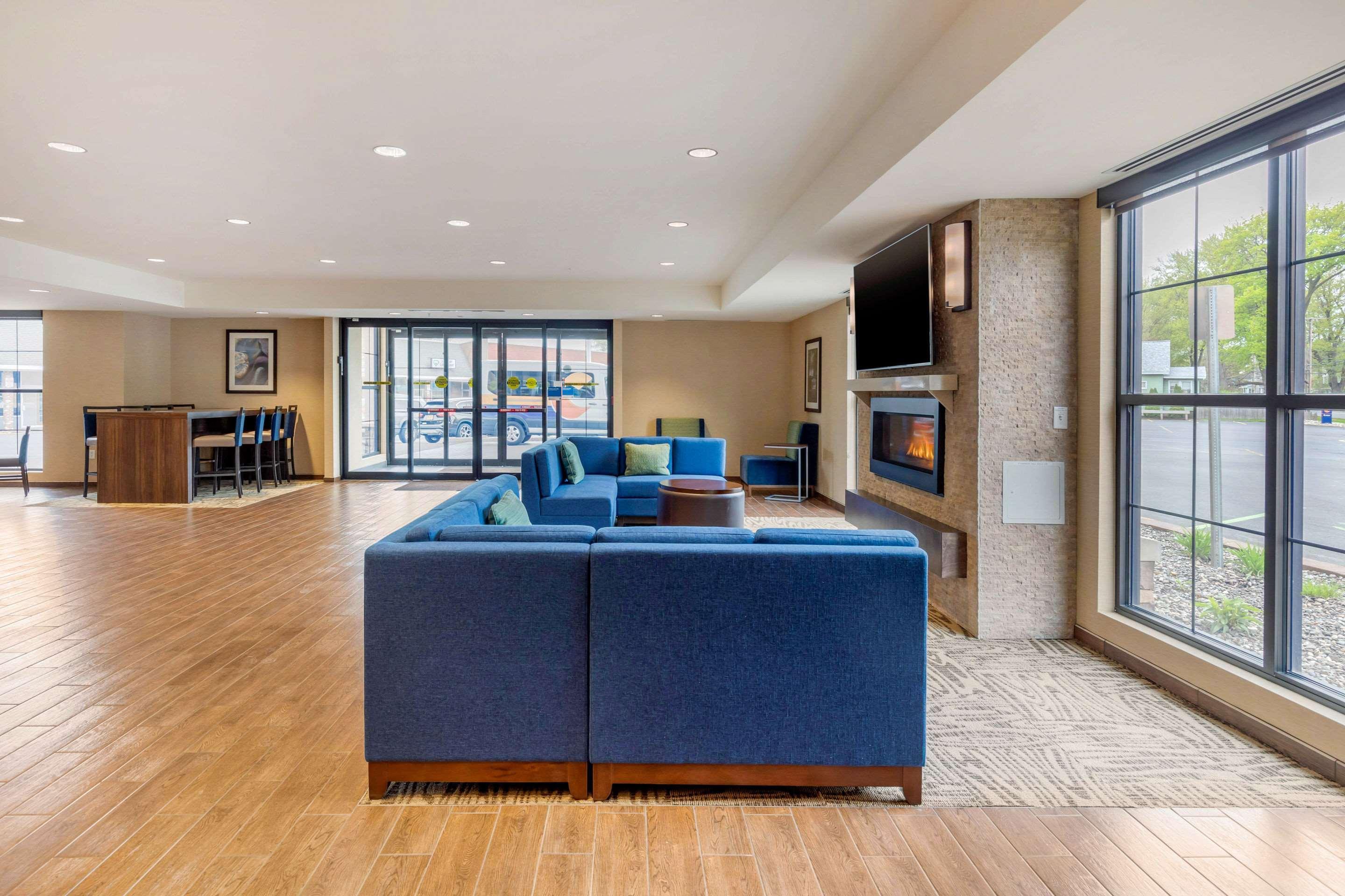 Comfort Inn & Suites Schenectady - Scotia Экстерьер фото