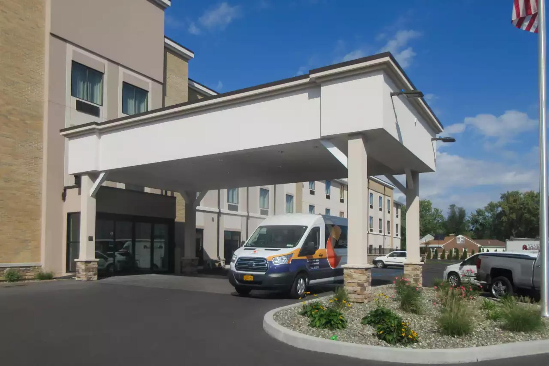 Comfort Inn & Suites Schenectady - Scotia Экстерьер фото
